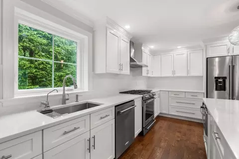 11 Brookmere Ave, Wellesley, MA 02482 photo 9