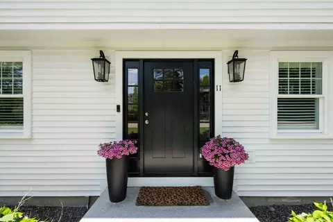 11 Brookmere Ave, Wellesley, MA 02482 photo 3