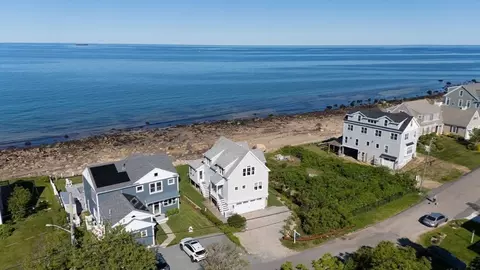 107 Seaview Dr, Plymouth, MA 02360
