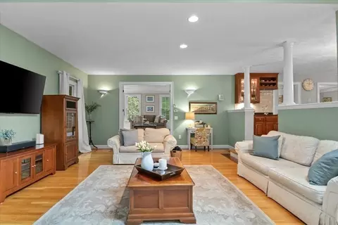 22 Dover Dr, Walpole, MA 02081 photo 17