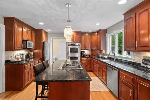 22 Dover Dr, Walpole, MA 02081 photo 8