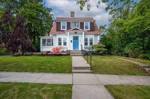 47 Brighton Rd, Worcester, MA 01606