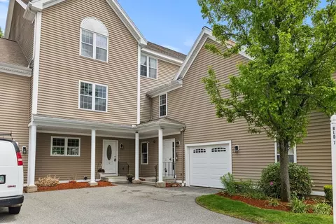 18 Dale St #7A, Andover, MA 01810