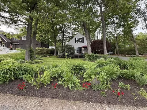 26 Horseshoe Cir, Ware, MA 01082 photo 8