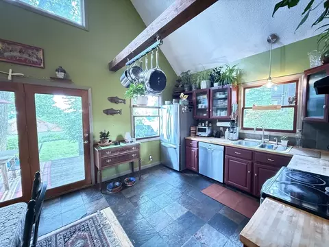 26 Horseshoe Cir, Ware, MA 01082 photo 16