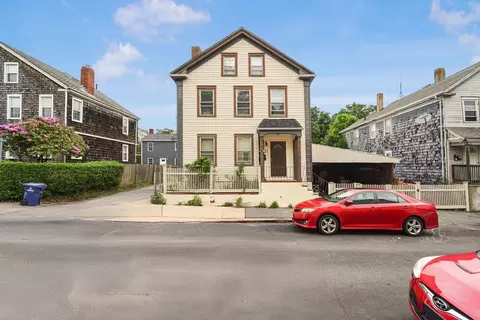 39 Smith St, New Bedford, MA 02740