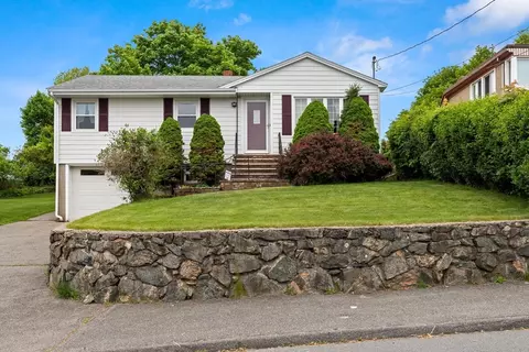6 Valley St, Salem, MA 01970