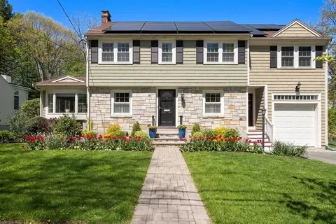 51 Clifton Rd, Milton, MA 02186
