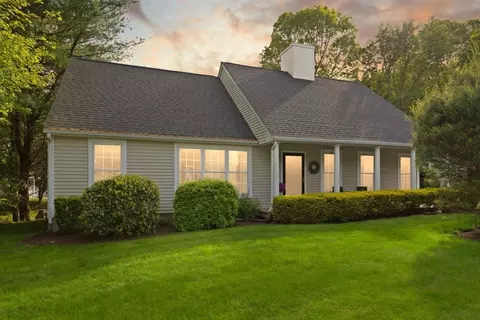 23 Estelle Marsan Dr, Easton, MA 02375
