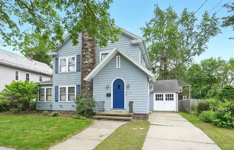 20 Ferrante Ave, Greenfield, MA 01301