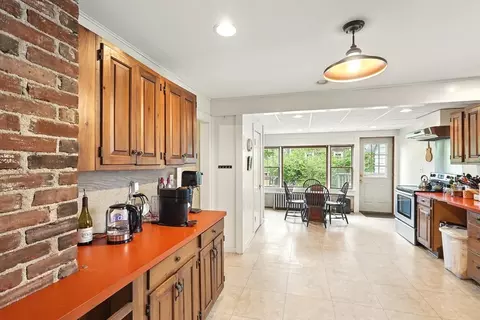 20 Ferrante Ave, Greenfield, MA 01301 photo 14