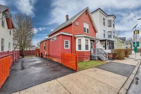 50 Walnut St, Lynn, MA 01905
