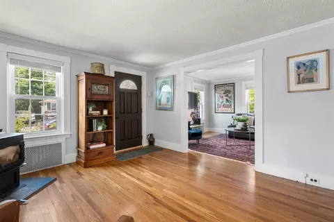 4 Walcott St, Maynard, MA 01754 photo 8