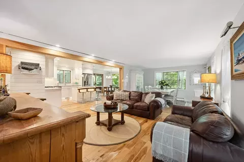 Living - 15 Youngs Rd, Gloucester, MA 01930 photo 2 of 3