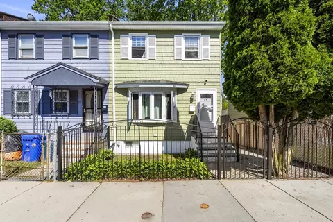 25 Jacob St, Boston, MA 02124
