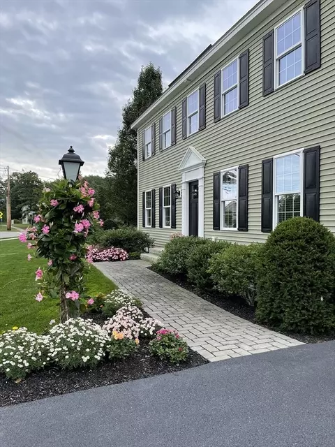 14 Cavite St, Devens, MA 01434 photo 7