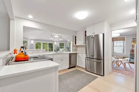 85 Pine St, Concord, MA 01742 photo 13