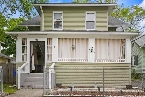 8 Marlborough St, Springfield, MA 01109