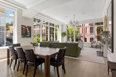 32 Derne St #2A, Boston, MA 02114