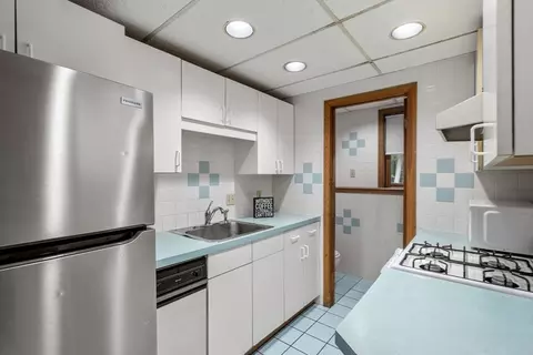 Kitchen - 53 Timberline Rd, Millis, MA 02054 photo 4 of 4