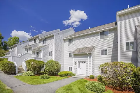 100 Merrimack Ave #41, Dracut, MA 01826
