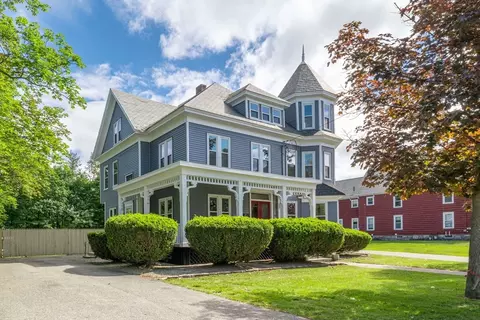 42 Middlesex St, Chelmsford, MA 01863