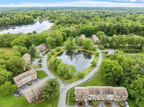 88 Heritage Dr #88, Tewksbury, MA 01876