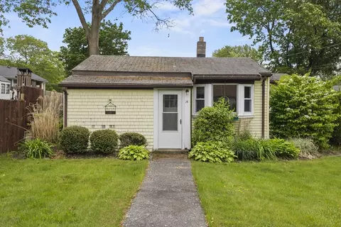 14 Almon Ave, Brockton, MA 02301