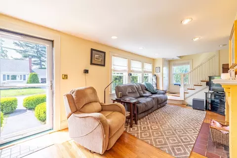 9 Parkman Rd, Reading, MA 01867 photo 5
