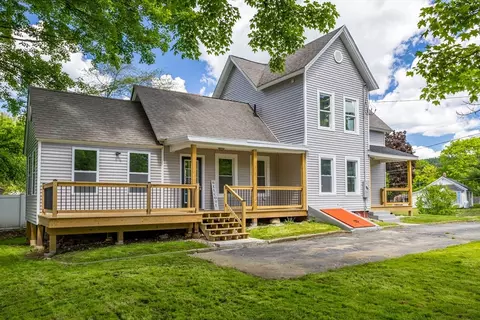 43 Oak Ave, Athol, MA 01331 photo 2