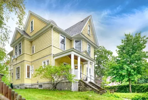 3 Bartlett St, Melrose, MA 02176
