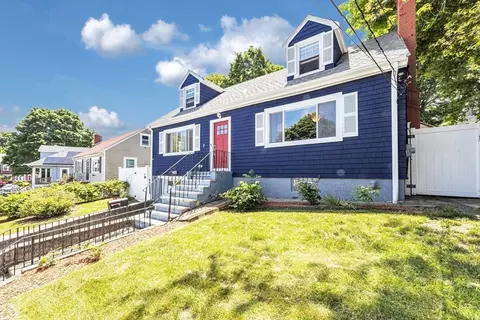 7 Maynard St, Boston, MA 02131
