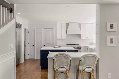 53 Windsor Rd, Wellesley, MA 02481 photo 14