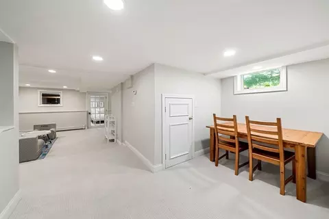 53 Windsor Rd, Wellesley, MA 02481 photo 32