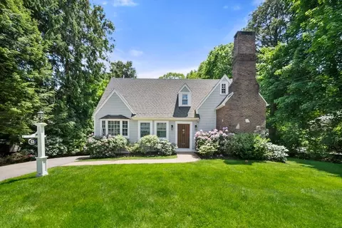 53 Windsor Rd, Wellesley, MA 02481