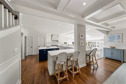 53 Windsor Rd, Wellesley, MA 02481 photo 16