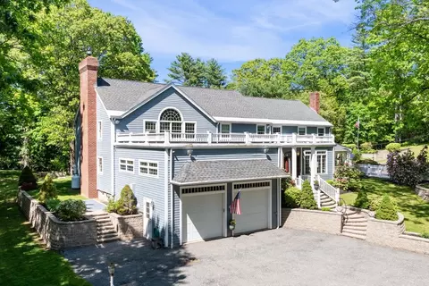 20 Stagecoach Rd, Topsfield, MA 01983