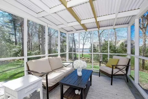 54 Converse Rd, Marion, MA 02738