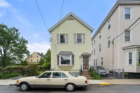 339 341 Norfolk St, Cambridge, MA 02139