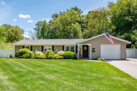 120 Hartford St, Natick, MA 01760
