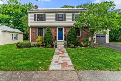 50 Badger Cir, Milton, MA 02186
