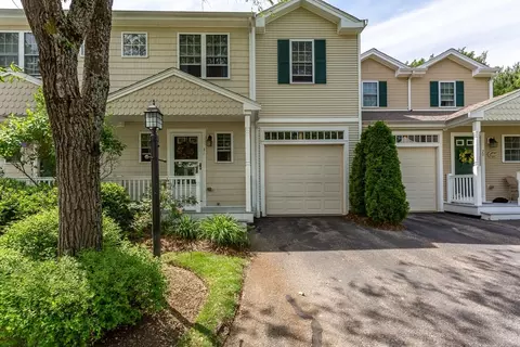 31 Sycamore Dr #31, Middleboro, MA 02346