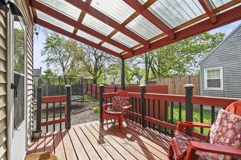 265 Pheland St, Springfield, MA 01109 photo 22