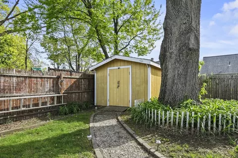 265 Pheland St, Springfield, MA 01109 photo 24