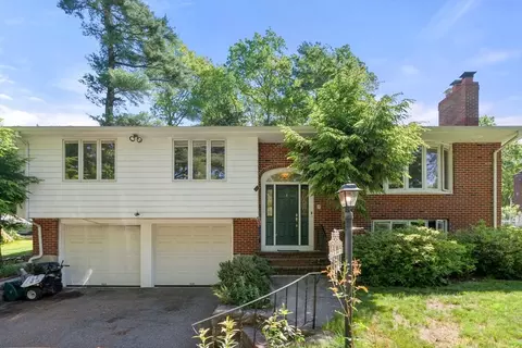 618 Canton St, Westwood, MA 02090