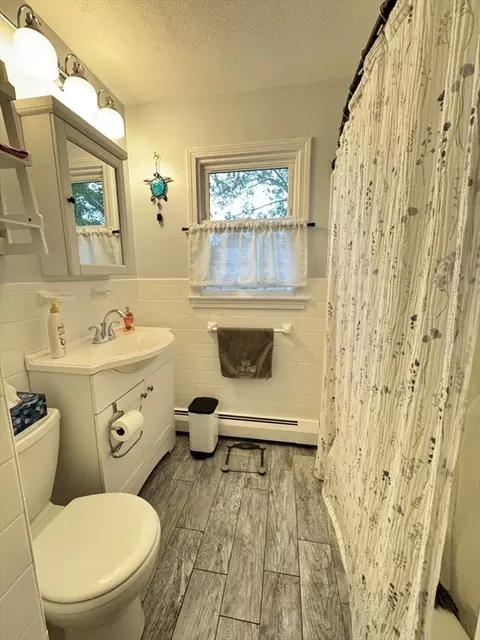 5 Blossom Ln, Gloucester, MA 01930 photo 20