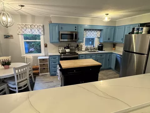 5 Blossom Ln, Gloucester, MA 01930 photo 14
