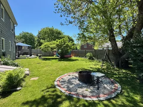 5 Blossom Ln, Gloucester, MA 01930 photo 6