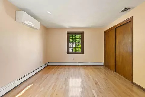 Bedroom - 547 Summer Ave, Reading, MA 01867 photo 1 of 3