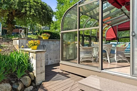 Exterior - 547 Summer Ave, Reading, MA 01867 photo 2 of 5